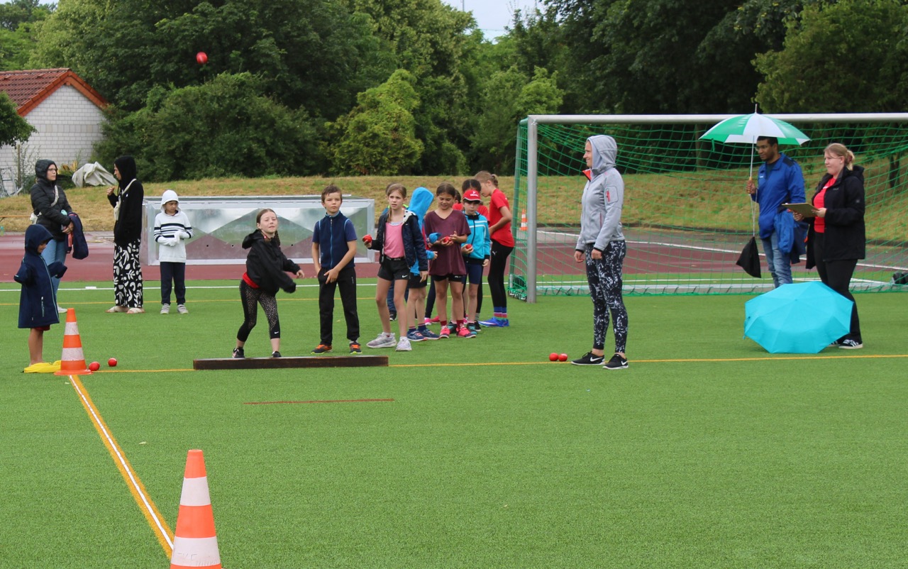 /img/gallery/2024/sportfest/Groß (IMG_3563).jpeg